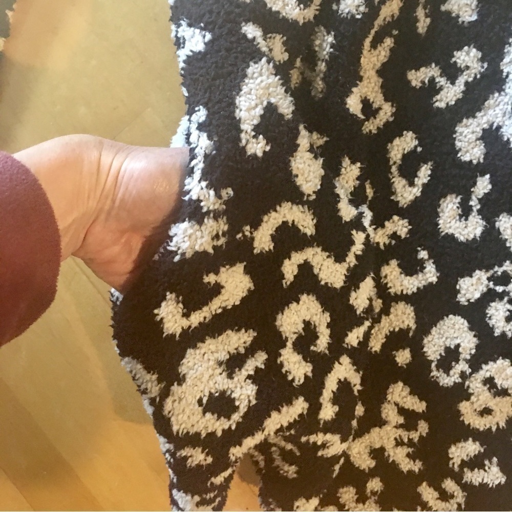 UGG Phoebe Leopard Knit Wrap Cardigan, Black + White, Size S - Picture 11 of 17